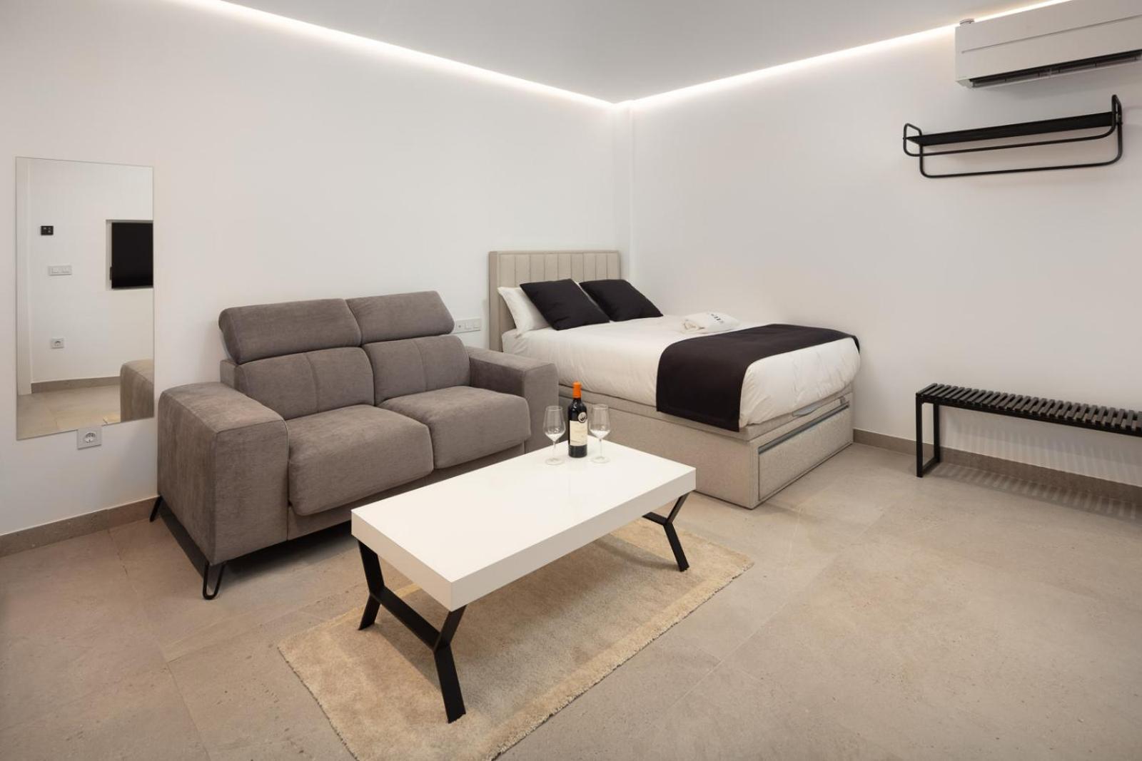 Biznaga Suites マラガ エクステリア 写真